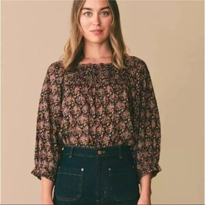 NWT - Doen Floral Agotha top in Noir Forrest Floral